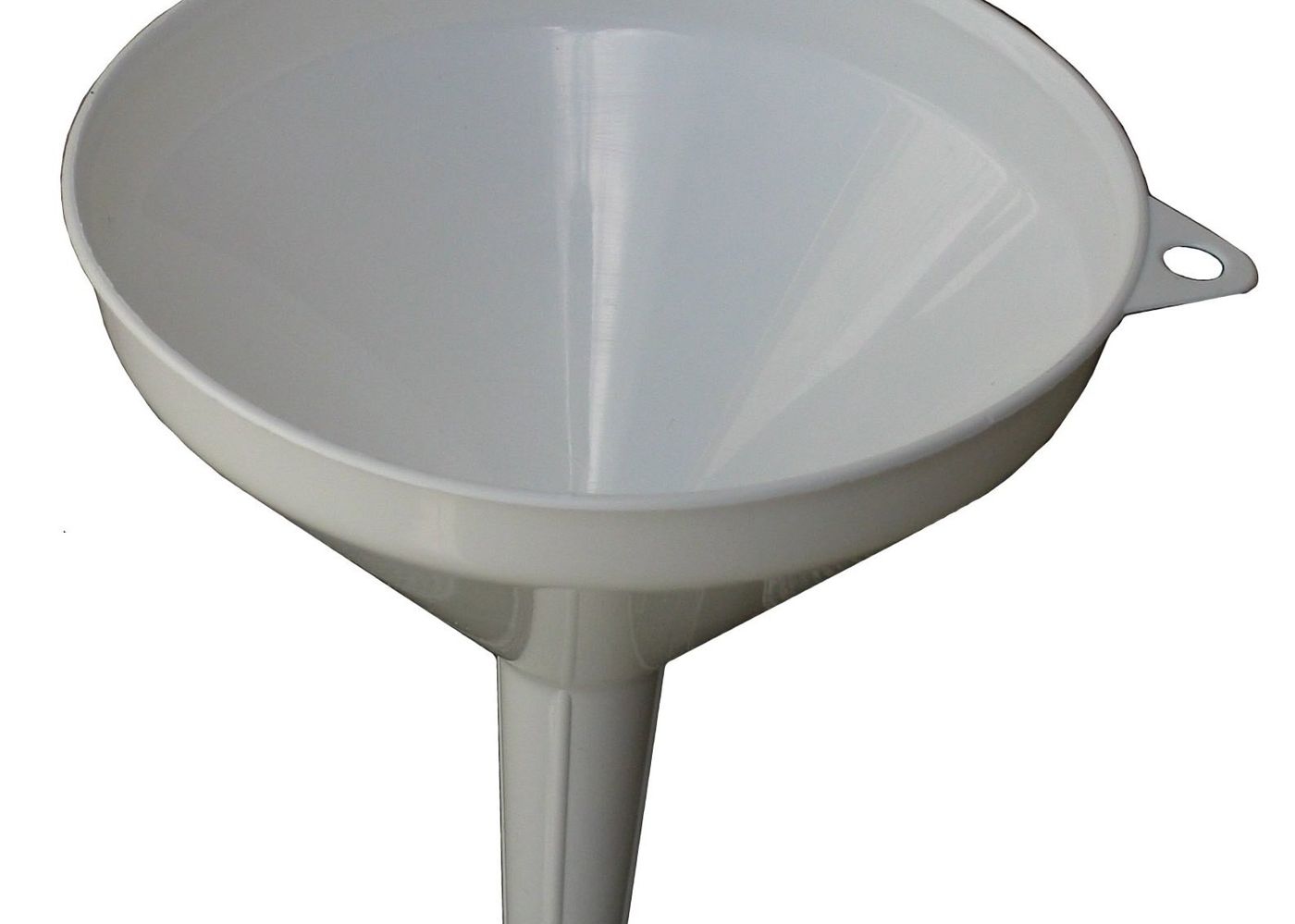Ağ fonda plastik huni